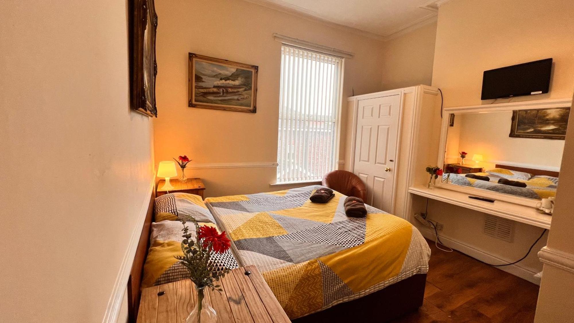 Castle Lodge Guest House 86-88 Sheil Rd L6 3Af Liverpool Kültér fotó